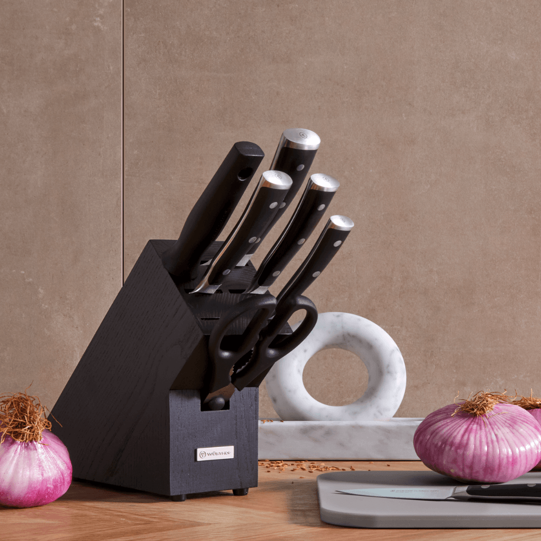 Knife Storage